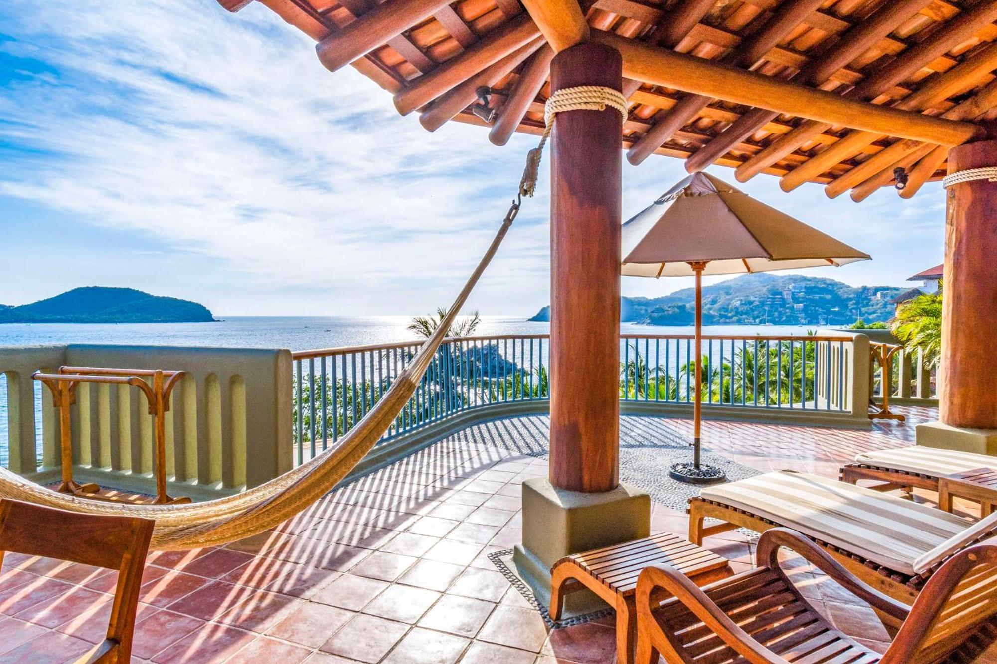 Hotel Hilton Grand Vacations Club Zihuatanejo Exterior foto